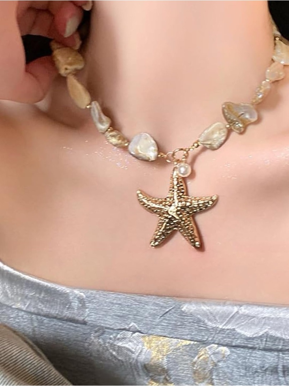 Gold Starfish Pearl Necklace - Picture 5 of 6